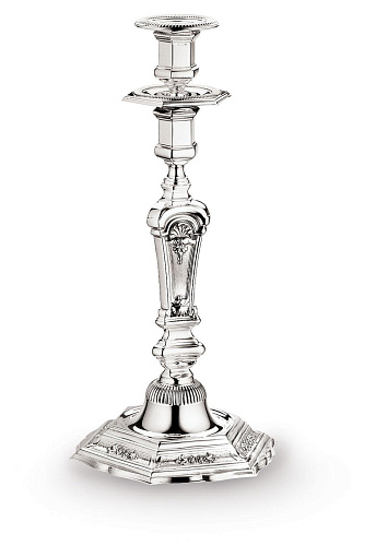 Silberner sechseckiger Kerzenhalter