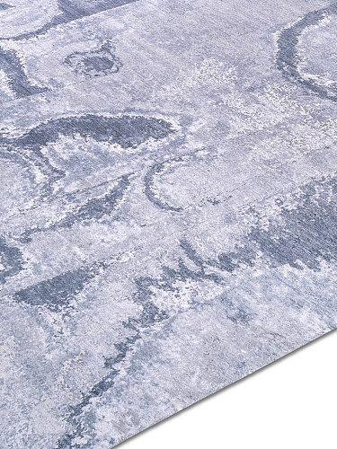 Galileo SkyBlue auf Hellgrau Teppich