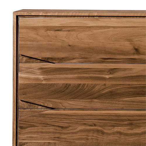 Base Braune Kommode