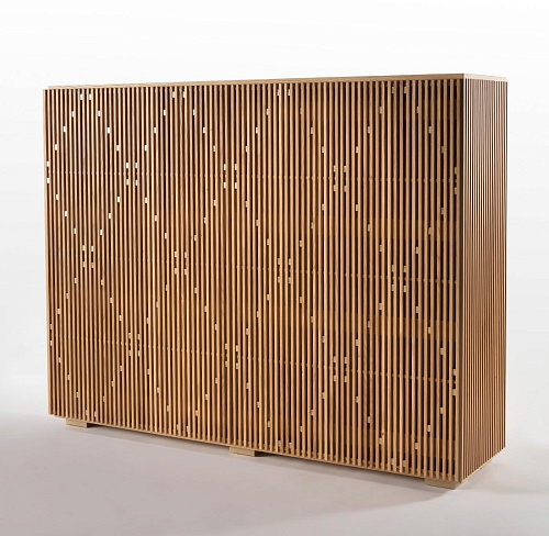 Moderner Holzschrank