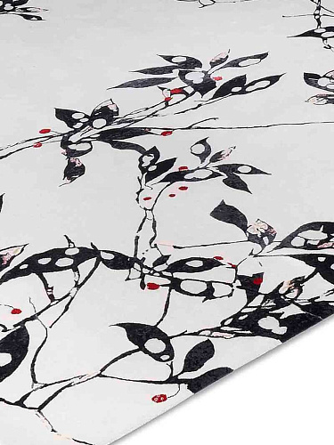 Kimono Original auf Weiß Teppich