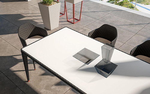 Outdoor‑Sessel mit Armlehnen