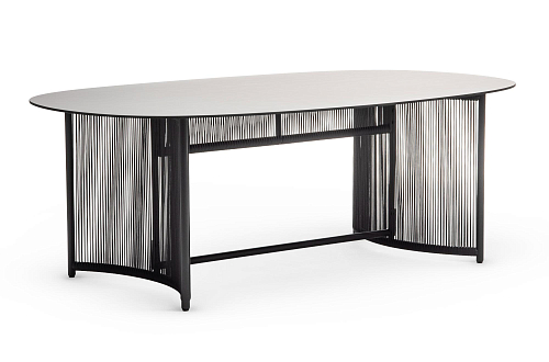 Altana T-OV Anthrazitfarbener Outdoor-Esstisch