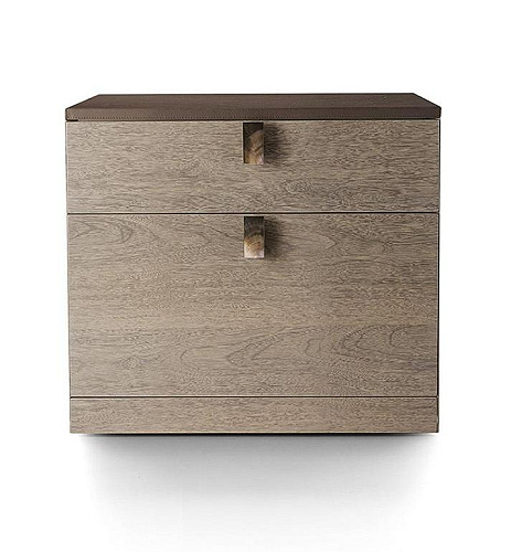 Kleiner Aktenschrank mit Lederplatte