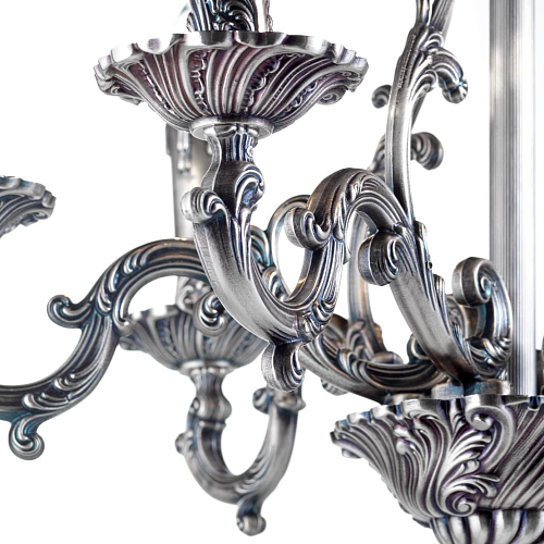Klassischer Kronleuchter in Blau-Silber-Optik