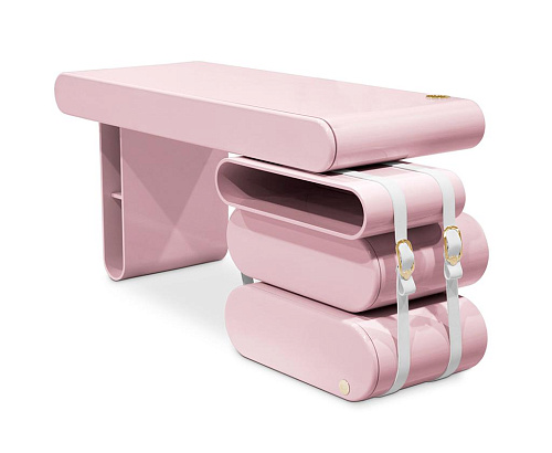 Fantasy Realm Schreibtisch