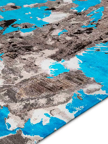 All Natural on Blue Teppich