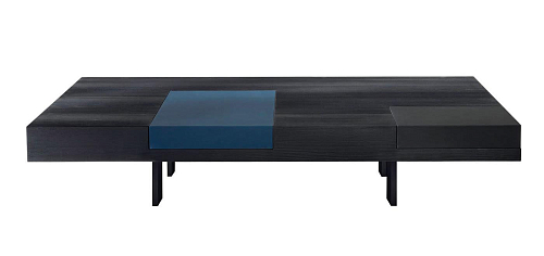 Niedriger Holz-Couchtisch