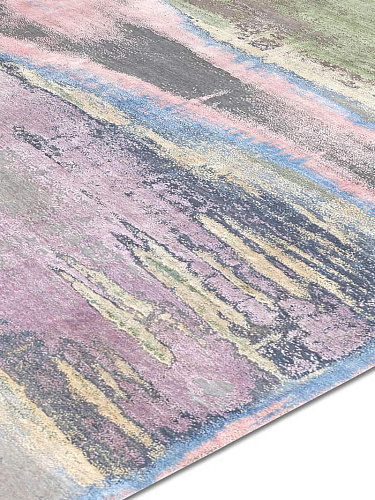 Multi Color auf Grau Teppich