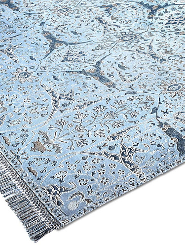 Teheran Reverse Tone to Tone auf Hellblau Teppich