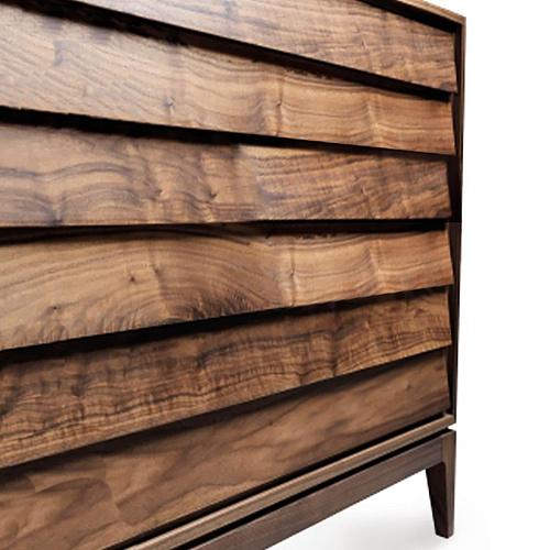 Liliale Braune Kommode