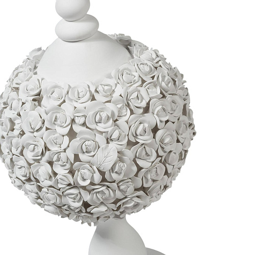 Coco Camelie Skulptur