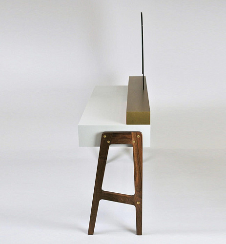 Raffinierter Schminktisch mit Spiegel