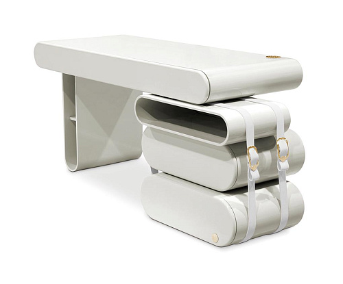 Fantasy Realm Schreibtisch