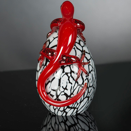 Glasei mit Gecko Figur
